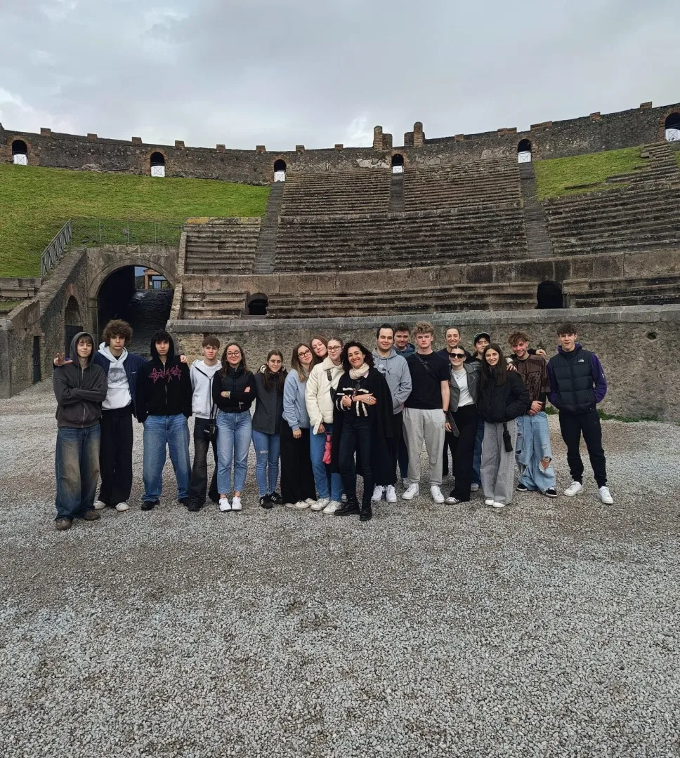 Pompeii Archaeological Tour-7